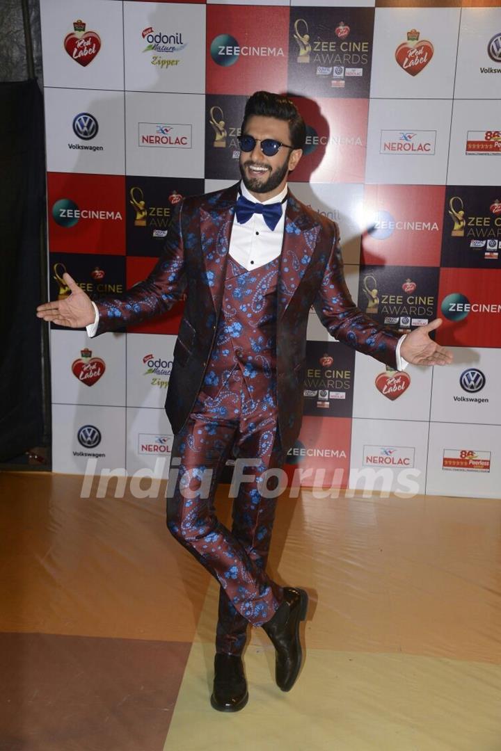 Ranveer's statement pose!