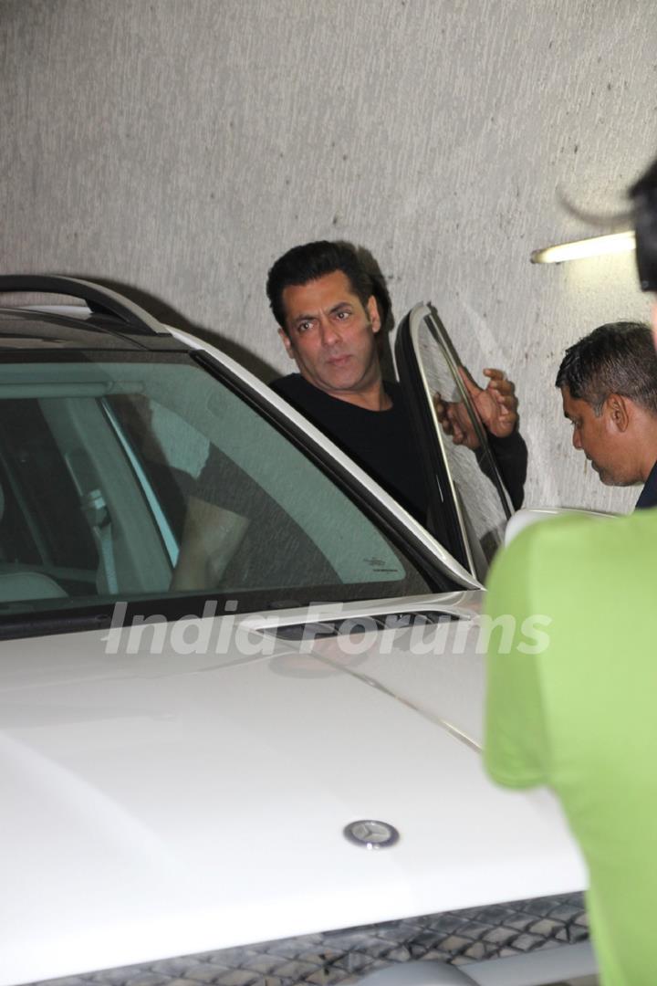 Salman, Akshay and others at Tiger Zinda Hai Screening