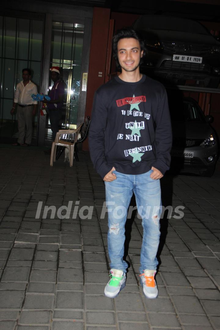 Christmas Bash at Arpita Khan's residence