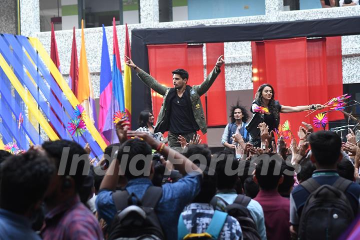 Aiyaary: Sidharth and Rakul shoot for a promotional song