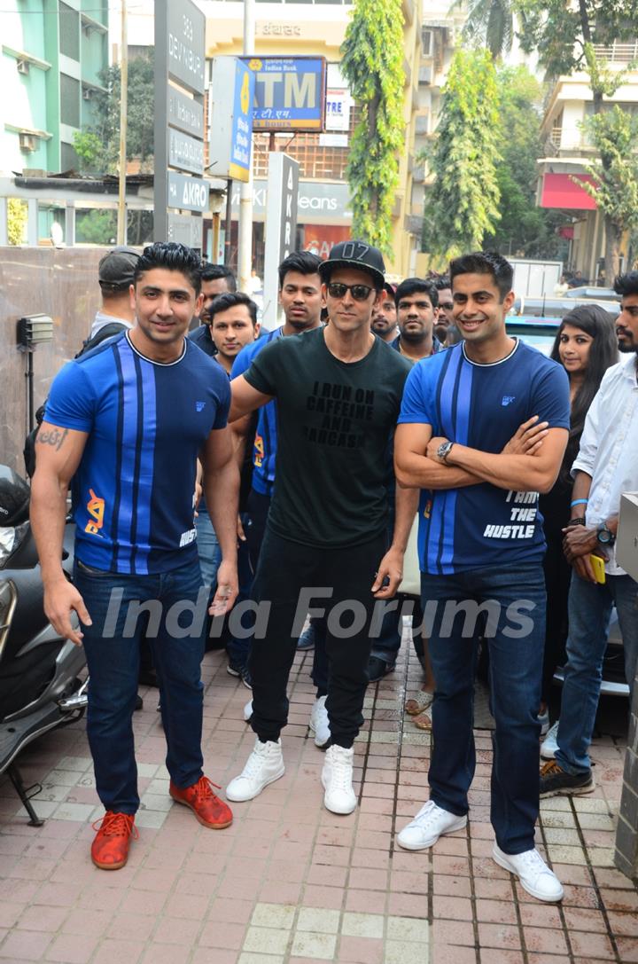 A dashing Hrithik Roshan at a Gym launch