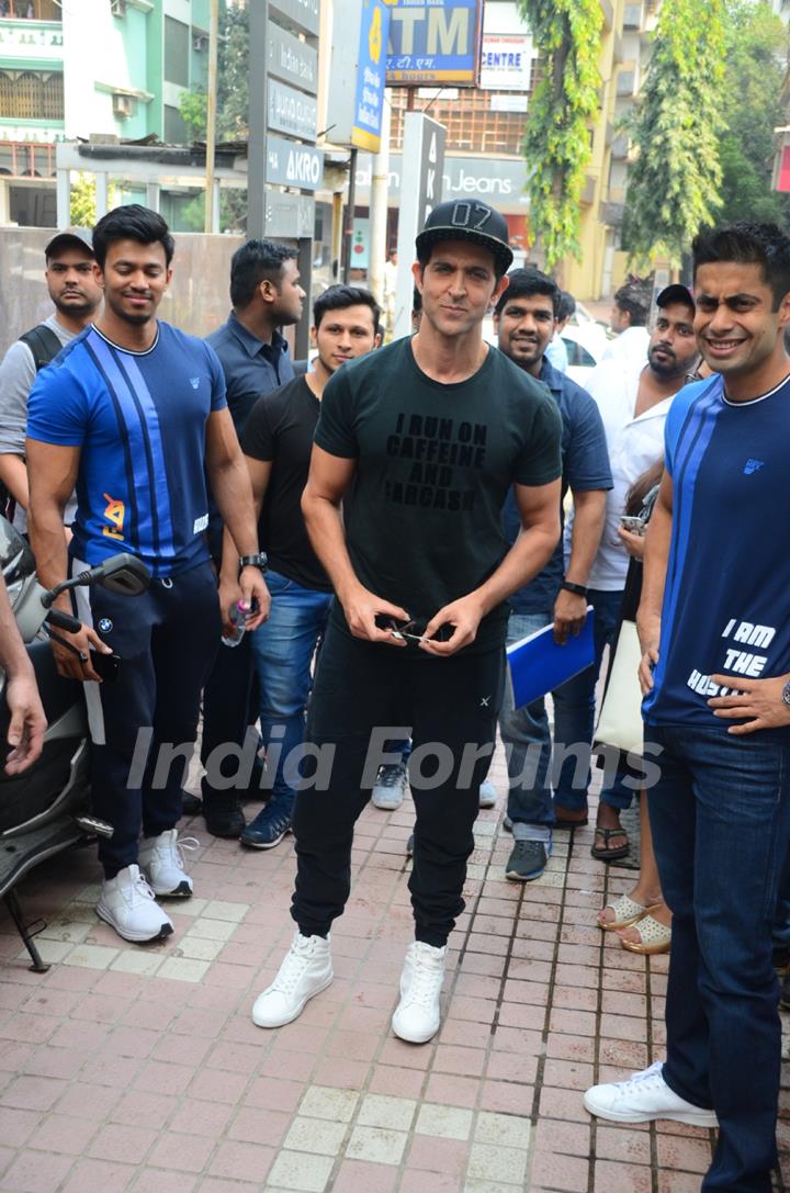 A dashing Hrithik Roshan at a Gym launch