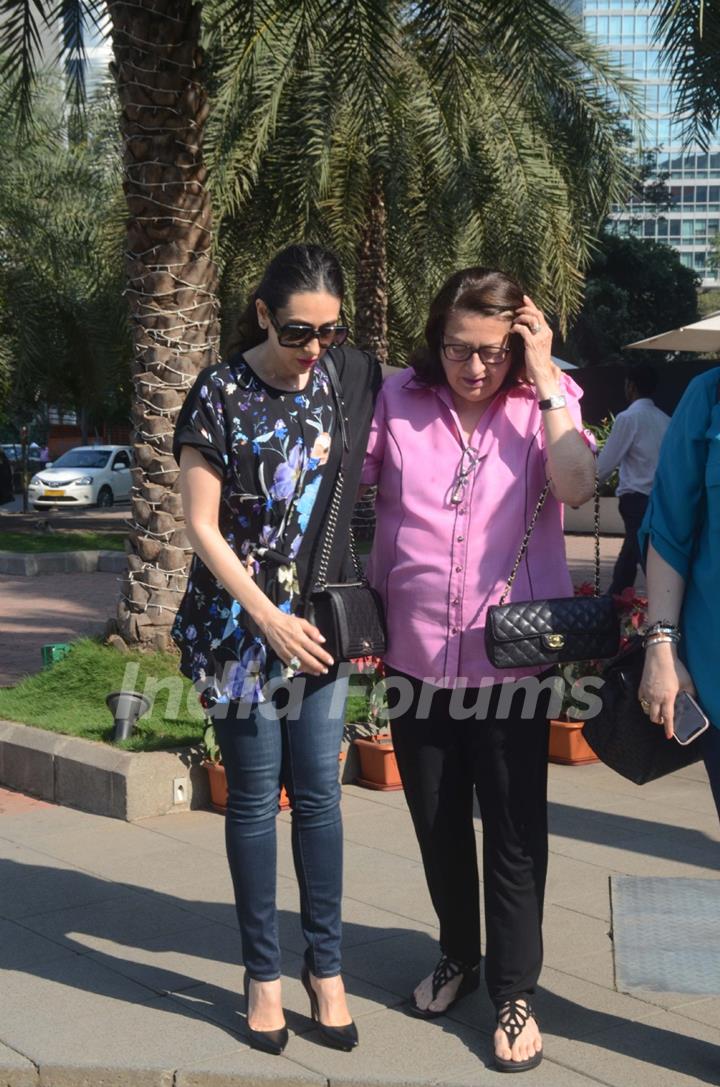 Karisma Kapoor's lunch with Family