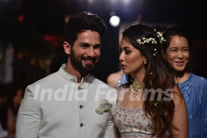 Shahid - Mira's candid frame 2