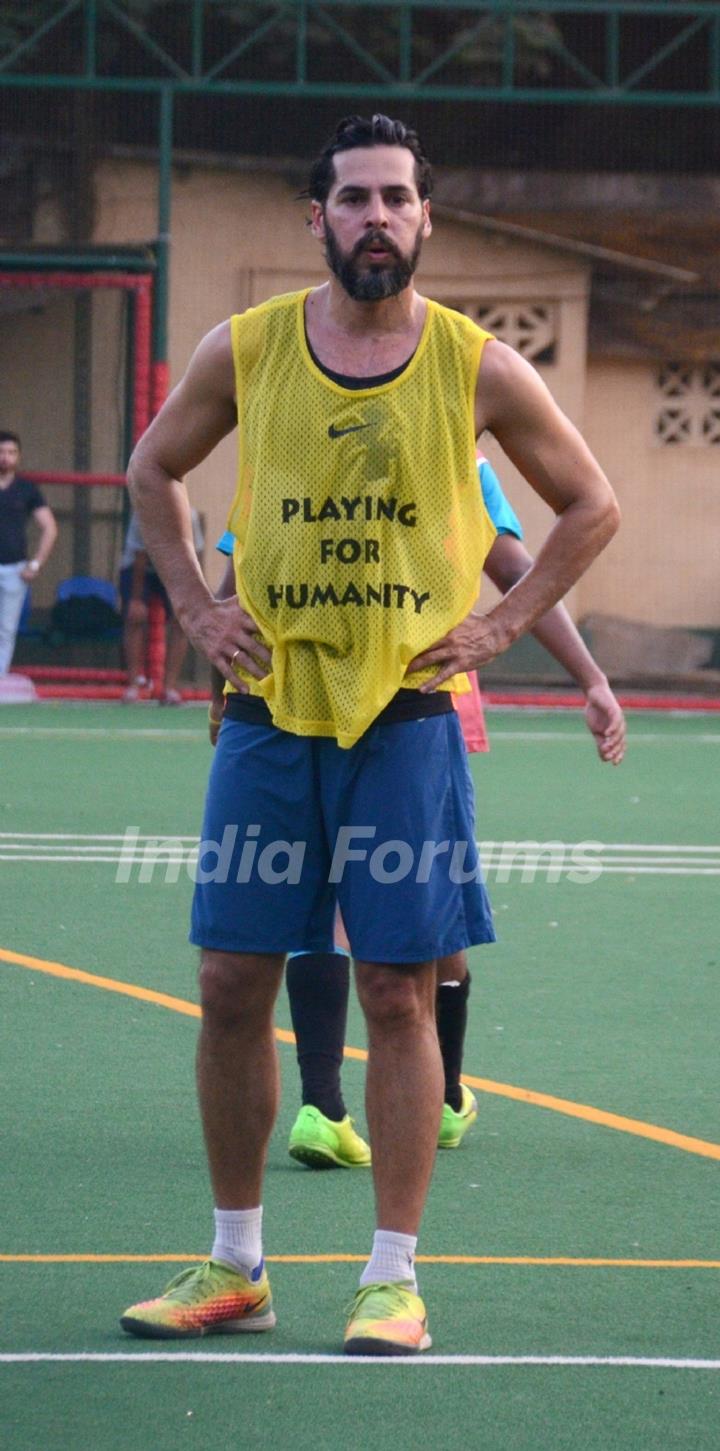 Ranbir, Dino and Jim indulge in a game of Football