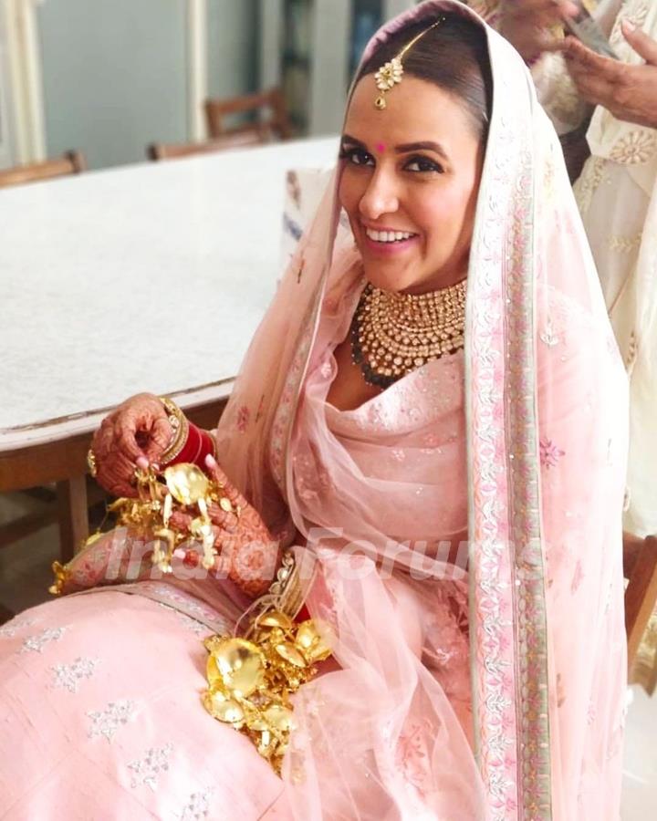 Neha Dhupia and Angad Bedi - Ring ceremony and Mehendi pictures