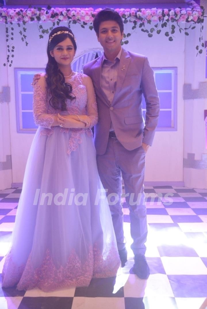 Mansi and Anmol Sangeet Pictures in Yeh Rishta Kya Kehlata Hai