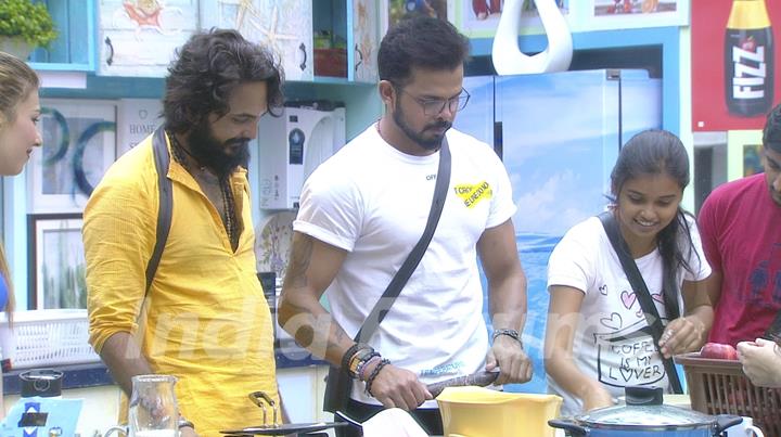 Day 2: Sreesanth making Roti in Bigg Boss 12