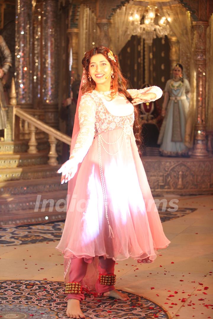 Sonarika Bhadoria as Anarkali at the launch of COLORS' Dastaan-E-Mohobbat Salim Anarkali.