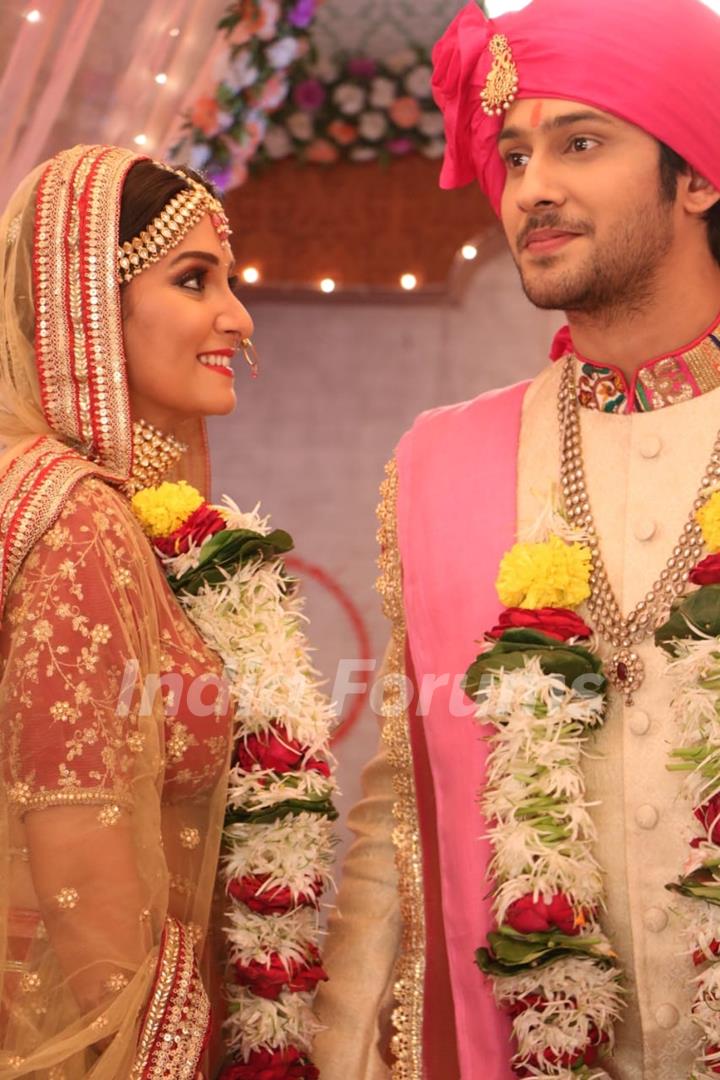 Wedding Pictures of Samar and Jaya from Main Maayke Chali Jaungi Tum Dekhte Rahiyo