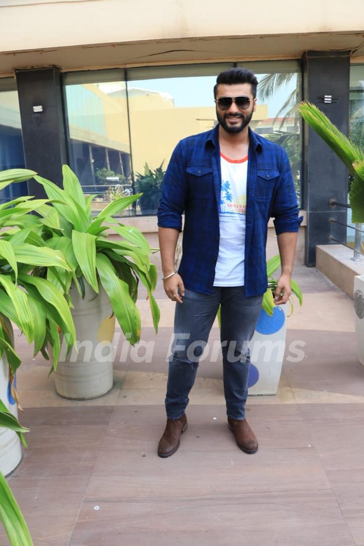 Arjun Kapoor and Parineeti Chopra promoting their movie Namaste England at Novotel, Juhu