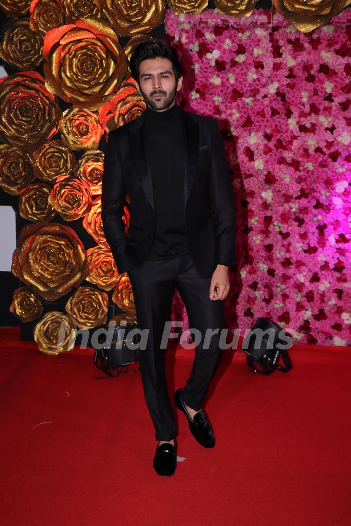 Kartik Aaryan spotted at Lux Golden Rose Awards