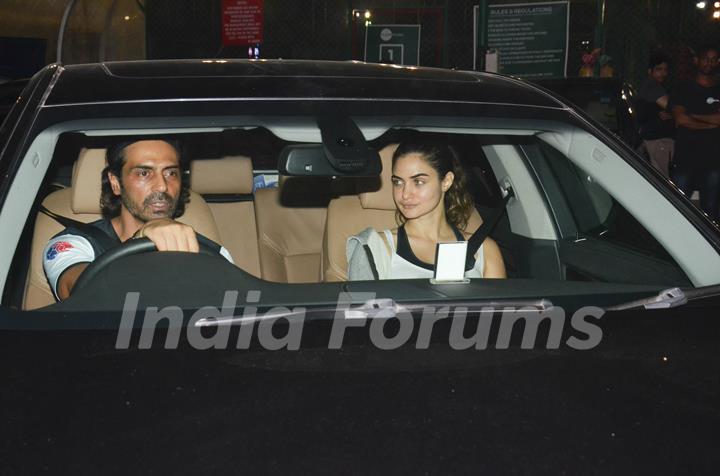 Arjun Rampal snapped along with his girlfriend