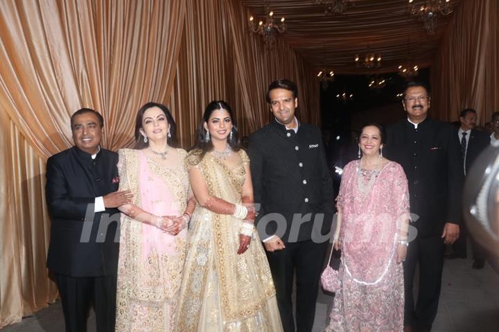 Isha Ambani and Anand Piramal Reception Pictures