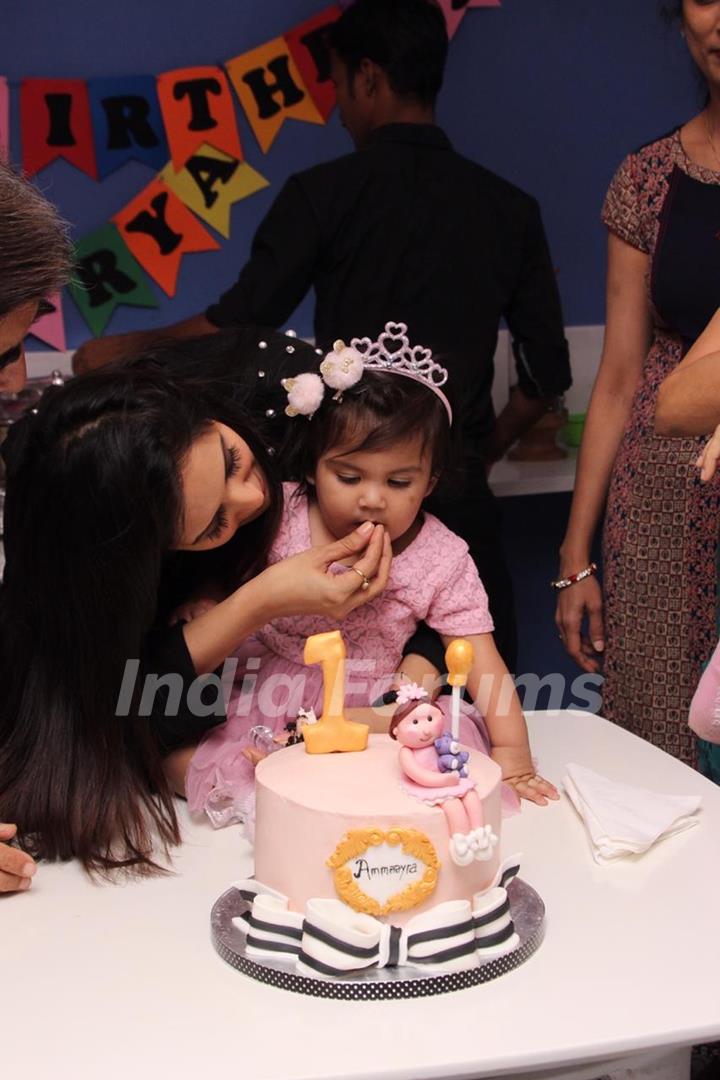 Chahat Khanna daughter Amaira First Birthday celebrationt