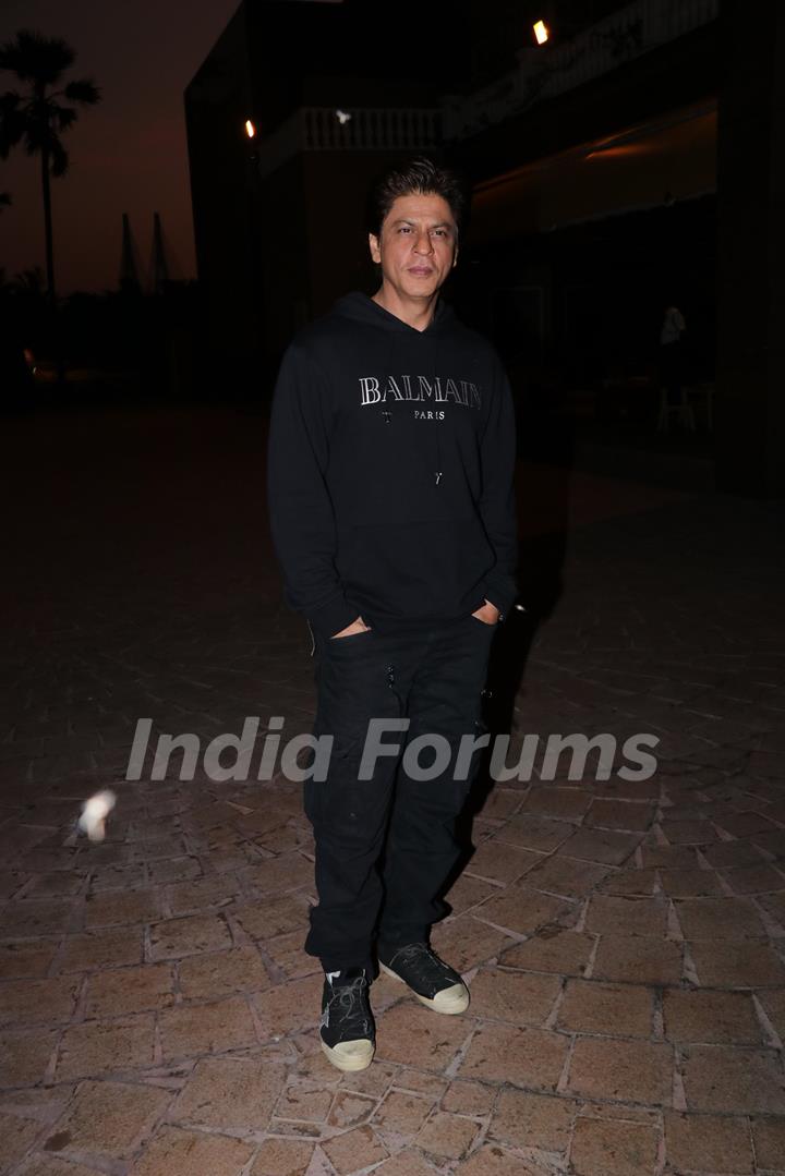 Shah Rukh Khan spotted during Zero's Promotions