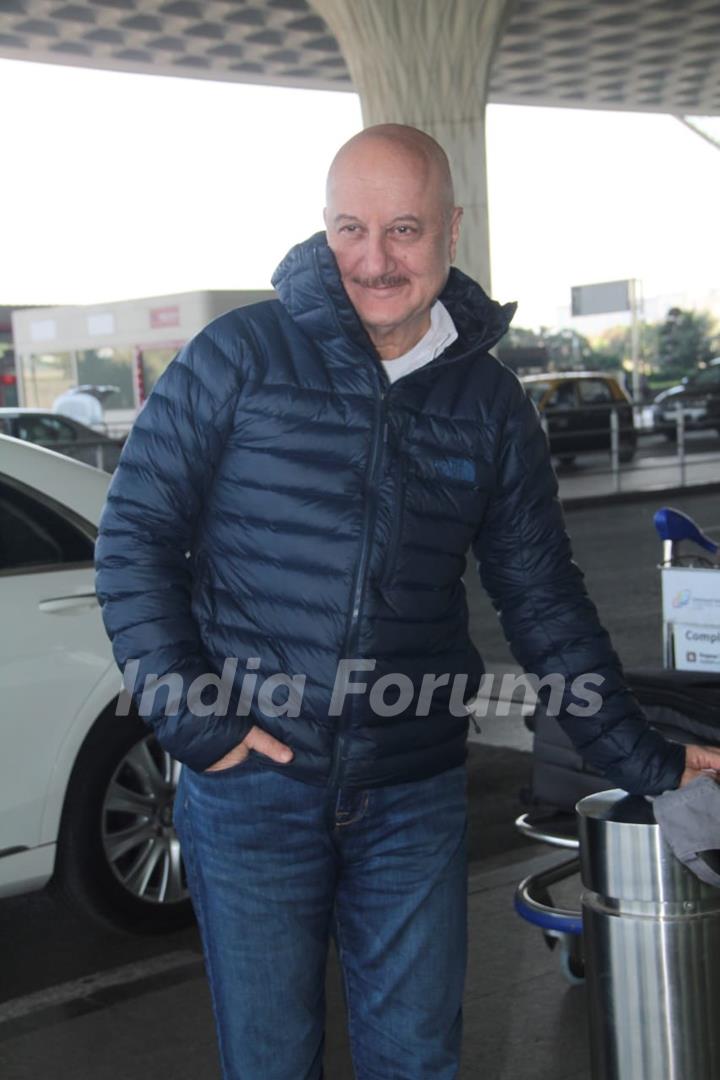 Anupam Kher Snapped at the Airport