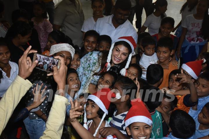 Jacqueline Fernandez spotted around the town