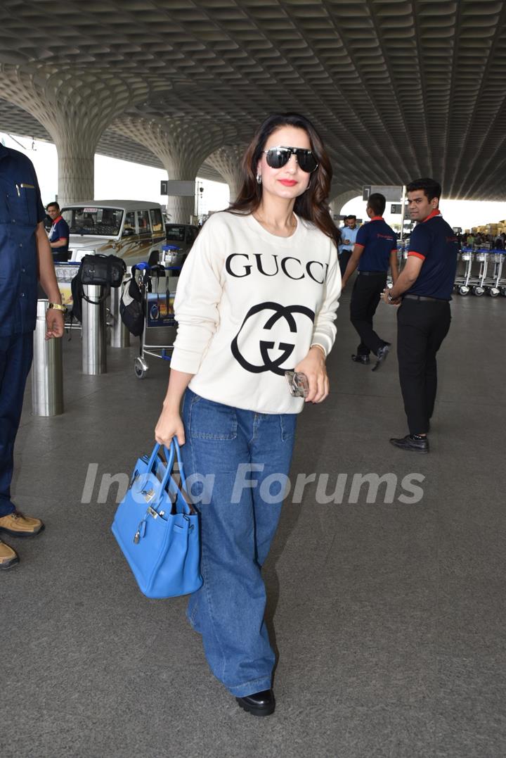 Ameesha Patel spotted at Mumbai Airport