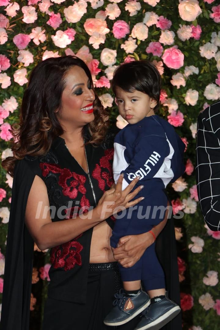 Kashmira Shah with son at Kapil Sharma and Ginni Chatrath's Reception, Mumbai