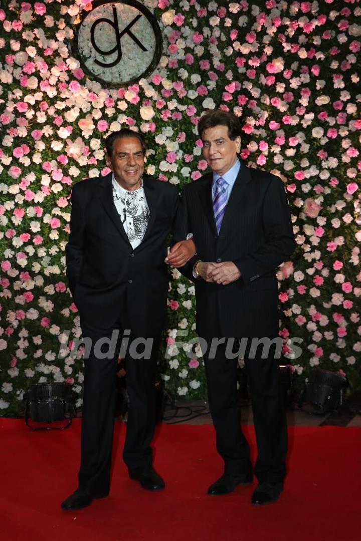 Jeetendra and Dharmendra at Kapil Sharma and Ginni Chatrath's Reception, Mumbai