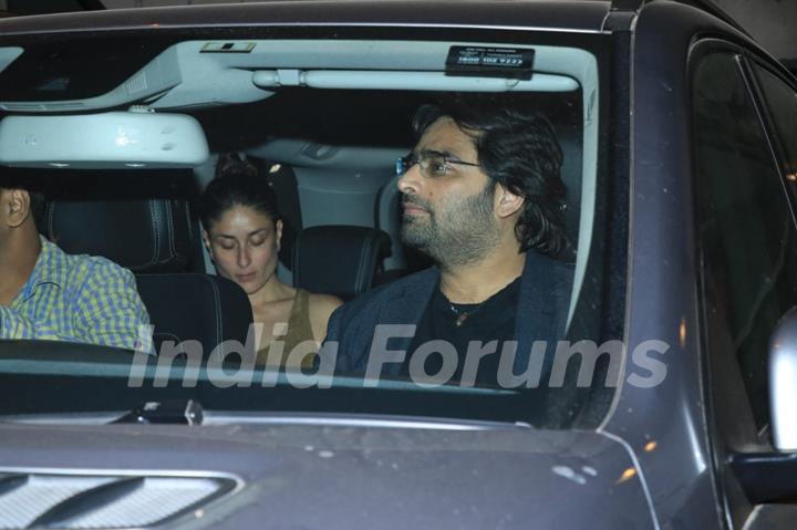 Kareena Kapoor at Saif Ali Khan House Christmas Party Pictures