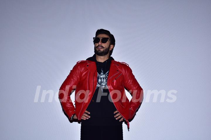 Ranveer Singh snapped during screenings of Simmba at Gaiety Theatre, Bandra