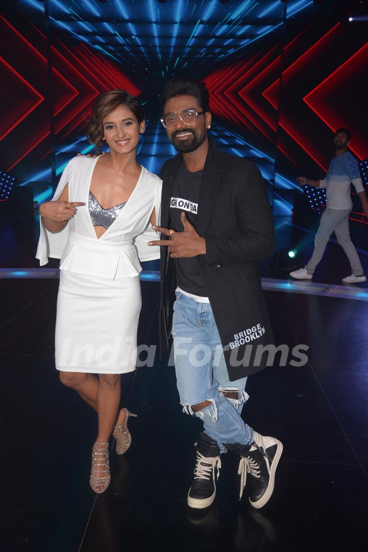 Maduri Dixit on Dance Plus 4 Sets