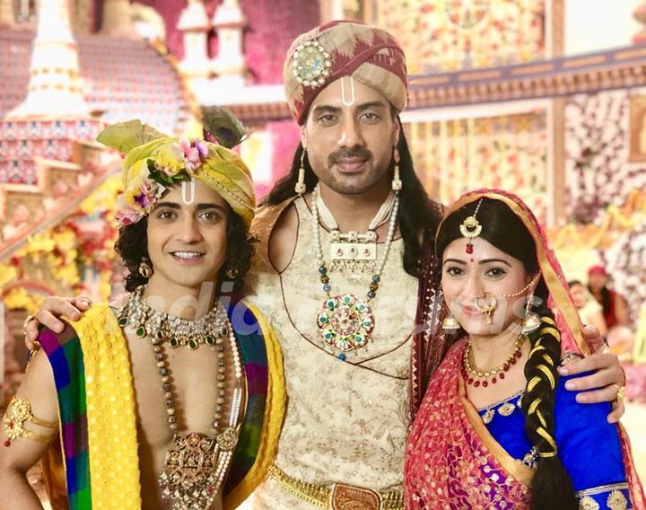 Krishna with Nand Baba and Yashodha from RadhaKrishn