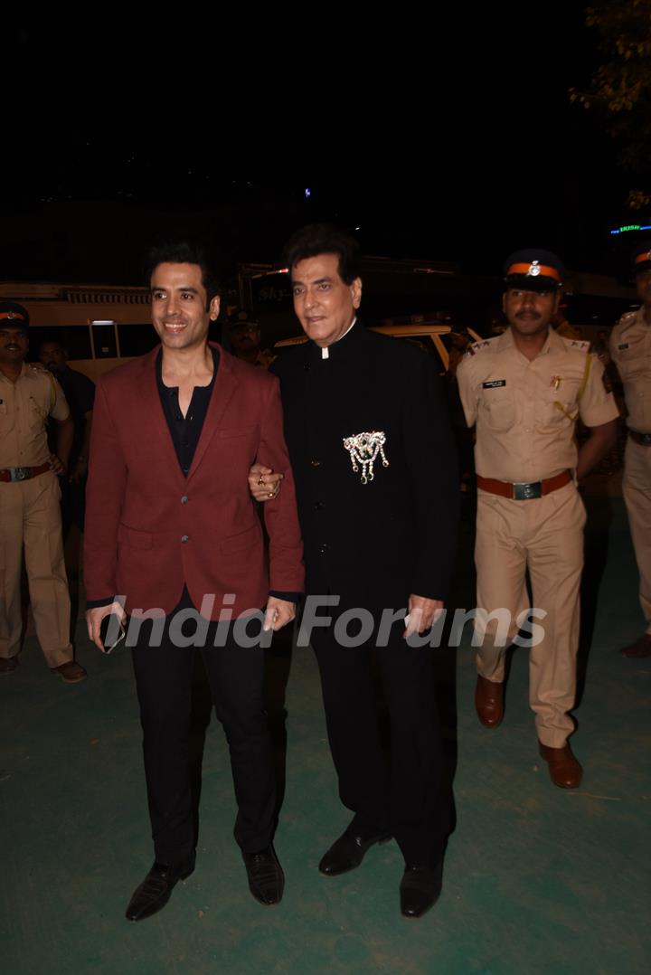 Jeetendra and son Tusshar Kapoor at Umang Event