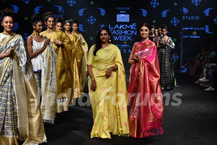 Divya Khosla Kumar walks the ramp for fashion designers at 'Lakme Fashion Week'