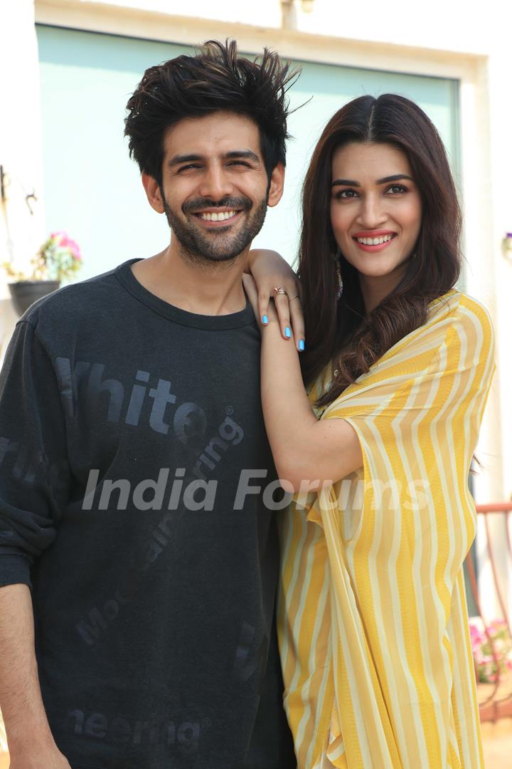 Kartik and Kriti spotted during Luka Chuppi promotions