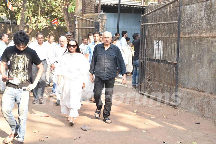 Celebrites Spotted at Raj Kumar Barjatya's Funeral