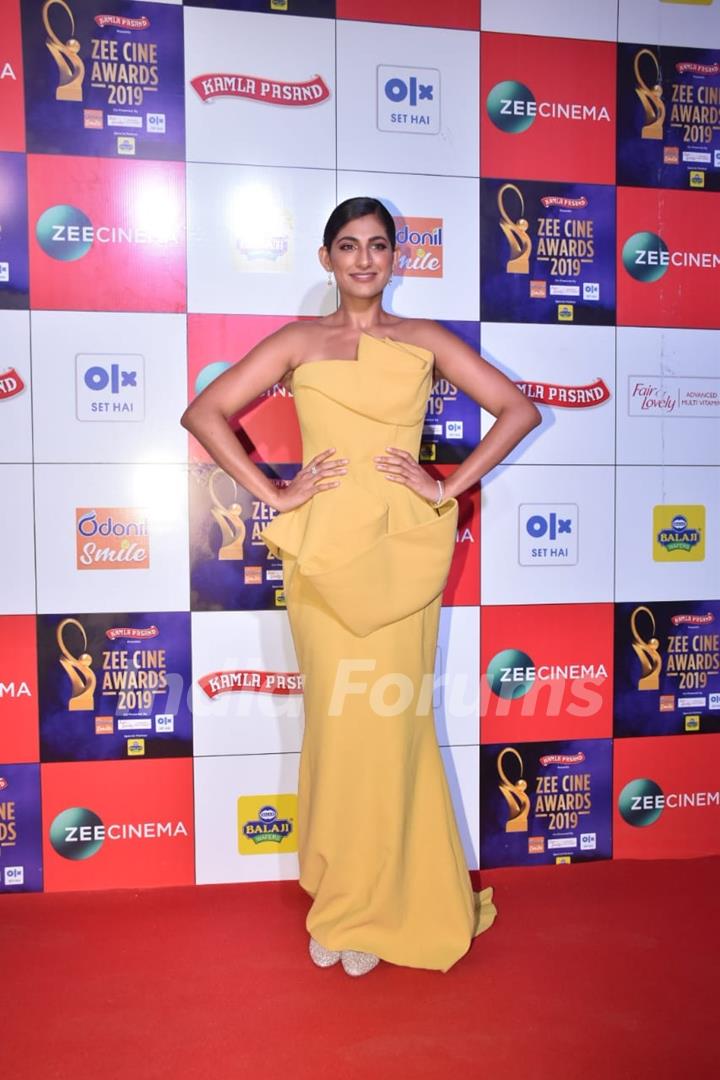 Kubbra Sait snapped at Zee Cine Awards!