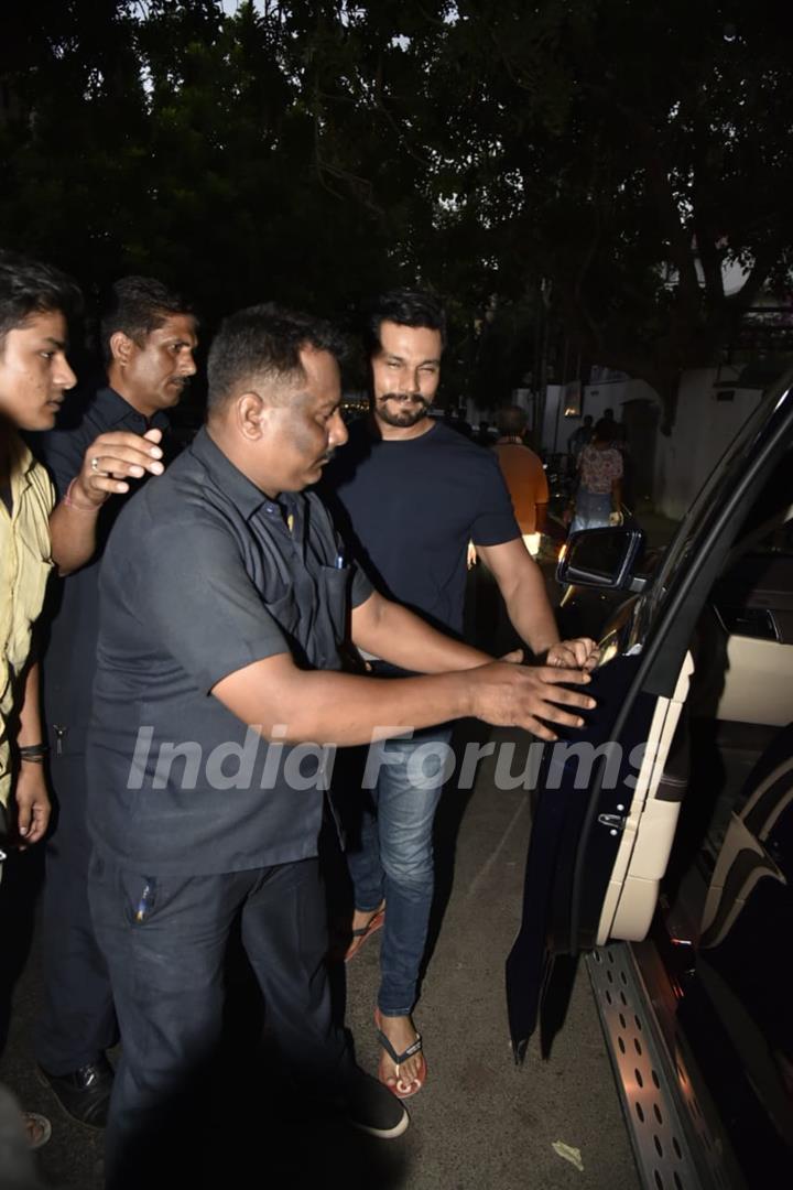 Randeep Hooda snapped after the shoot of Love Aaj Kal 2