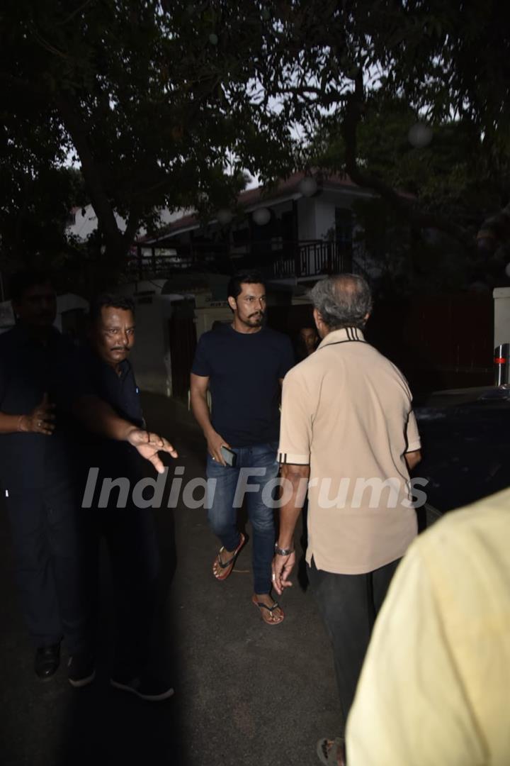 Randeep Hooda snapped after the shoot of Love Aaj Kal 2