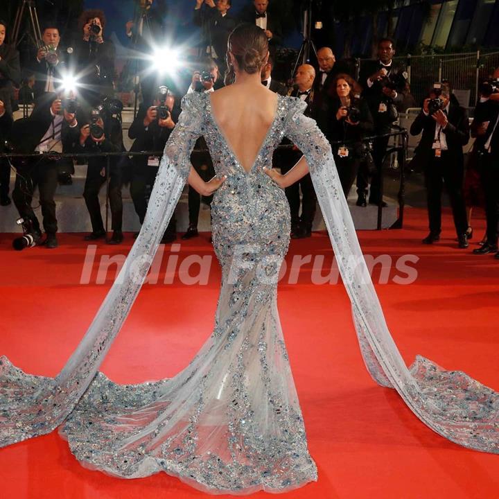 Hina Khan Makes Her Cannes Red Carpet Debut In A Ziad Nakad Gown!