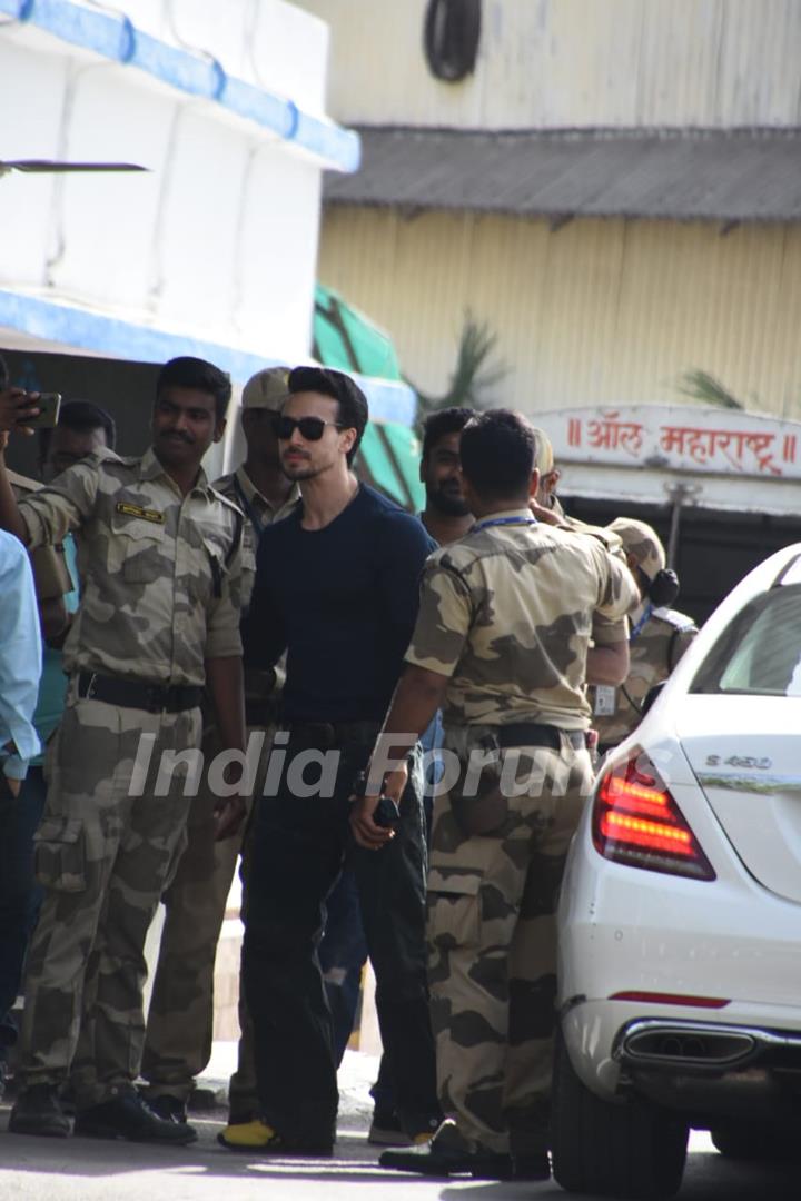 Tiger Shroff spotted around the town 