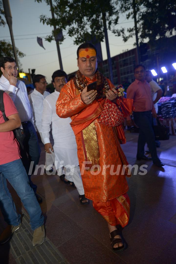 Bollywood Celebrity spotted at special screening of PM Narendra Modi 