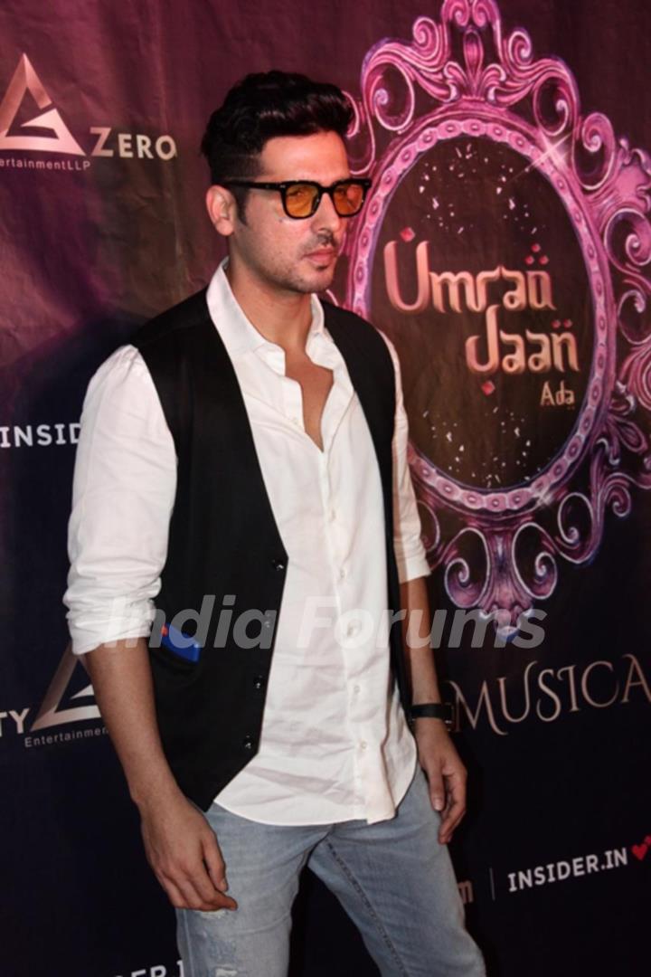 Zayed Khan snapped at the premiere of Umrao Jaan, the musical in Mumbai 