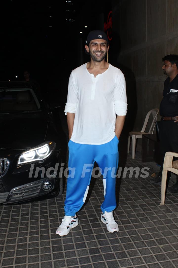 Kartik Aaryan snapped at the special screening of India's Most Wanted