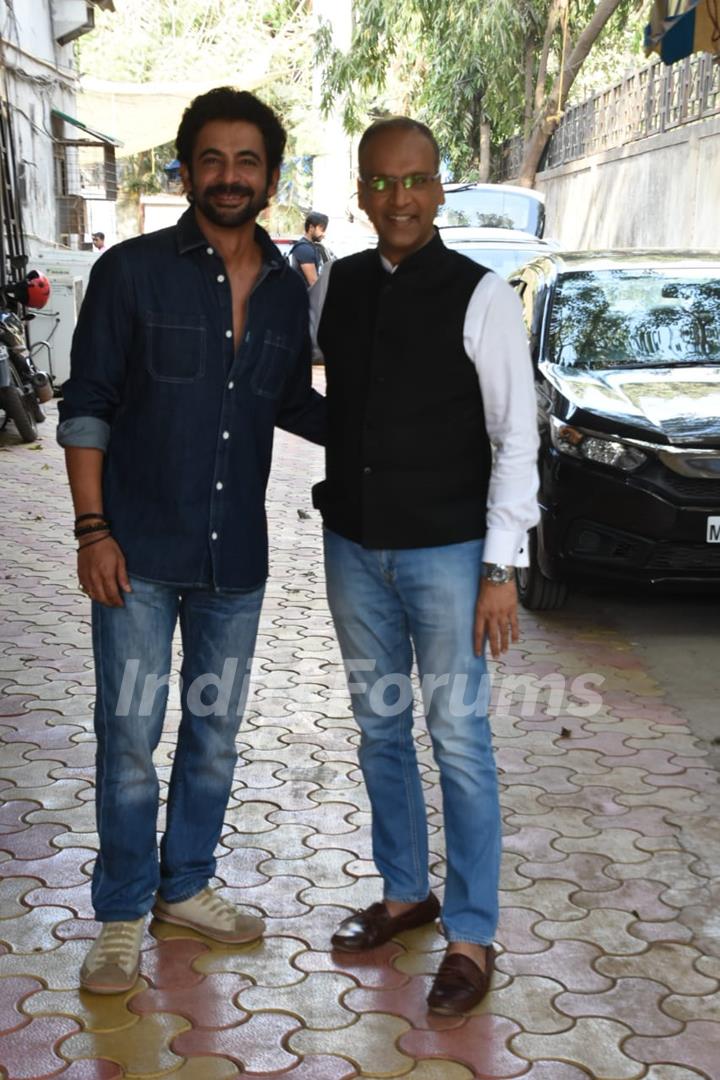 Sunil Grover snapped around the town!