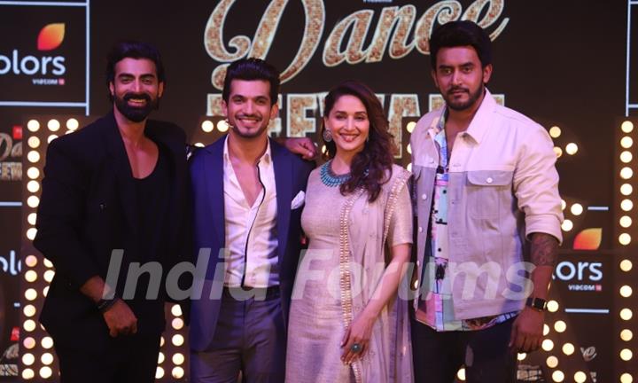  Shashank Khaitan, Arjun Bijlani, Madhuri Dixit-Nene and Tushar Kalia at the launch of Dance Deewane season 2