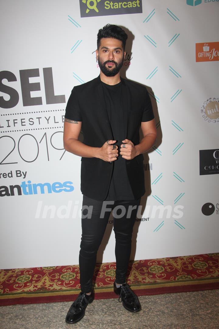 Kunal Rawal snapped at the Tassel Awards