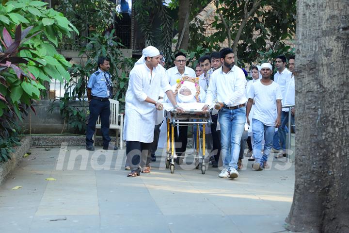 Dinyar Contractor Funeral Pictures