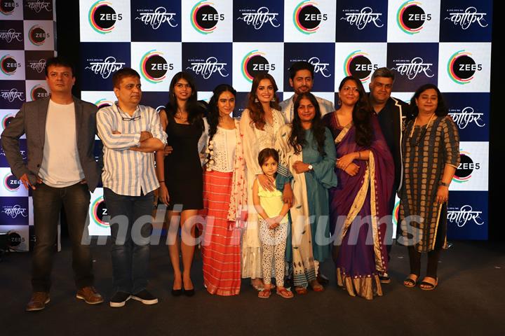 Dia Mirza and Mohit Raina snapped with the cast at the press conference of Kafir