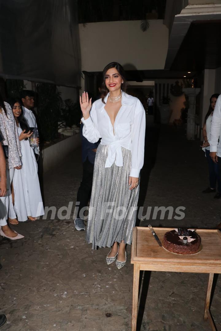 Sonam Kapoor at her birthday bash