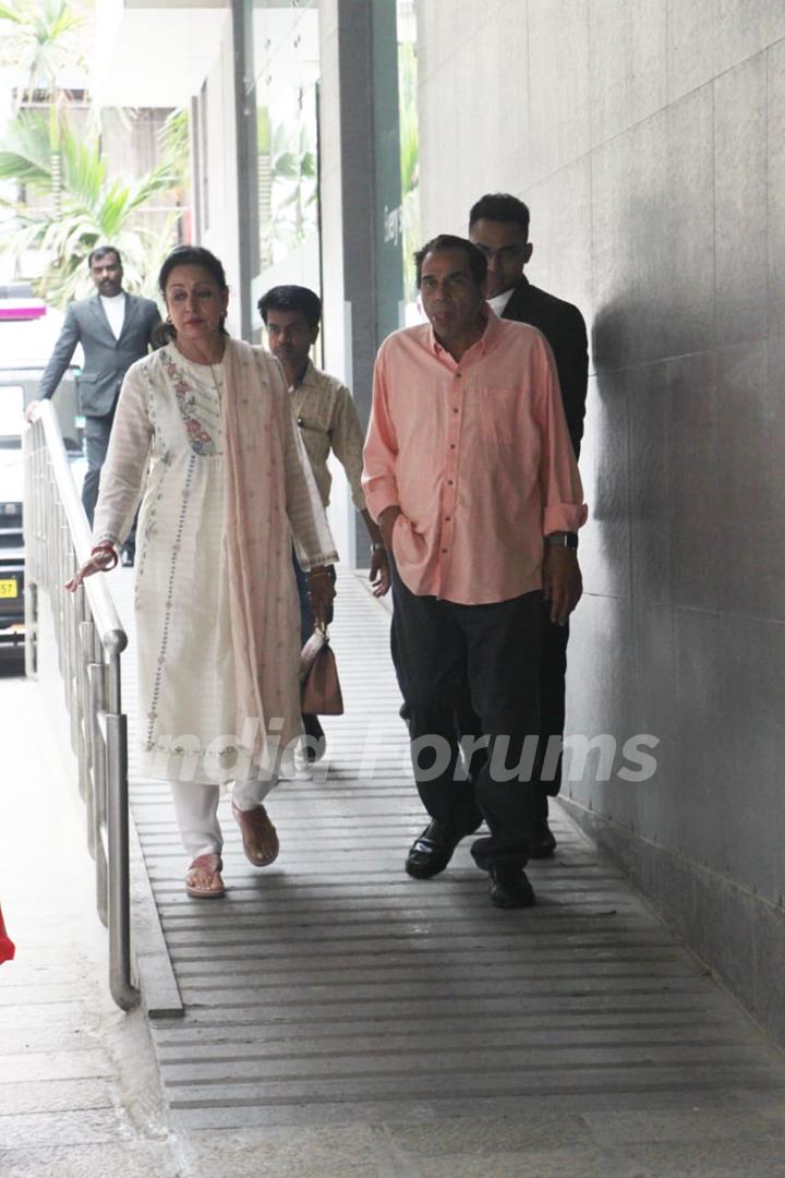 Hema Malini and Dharmendra spotted around the town!