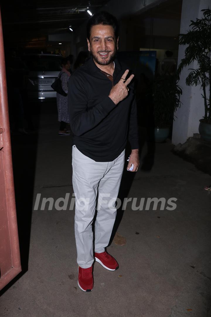 A Bollywood celebrity was clicked during the screening of Shadaa