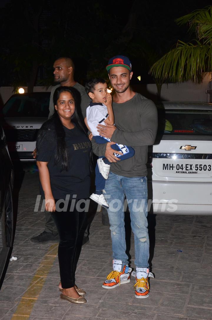 Arpita and Aayush Sharma snapped at Arbaaz Khan's house party